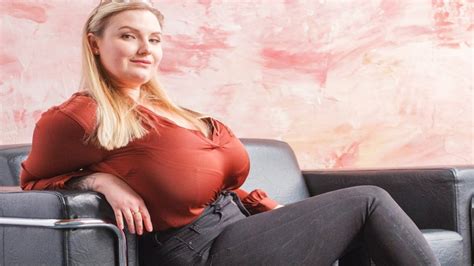 kira liv boobs|Kira Liv shows you a pose with her yummy huge breasts